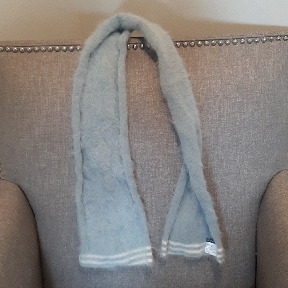 Le Chateau Angora Scarf